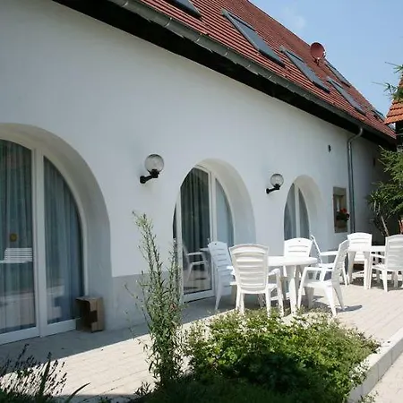 Et D'hotes Maison Ungerer Bed & Breakfast 4*